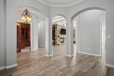 15569 Crown Oaks Drive, Montgomery, TX 77316 - Photo 6