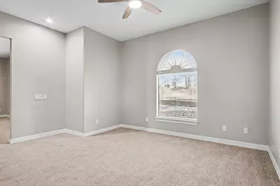 15569 Crown Oaks Drive, Montgomery, TX 77316 - Photo 30
