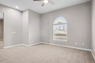 15569 Crown Oaks Dr, Montgomery, TX 77316 - Photo 30