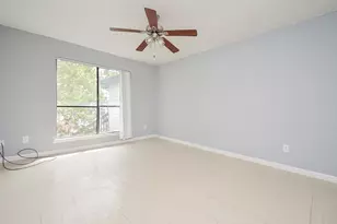 9009 Richmond Ave, Houston, TX 77063 - Photo 16