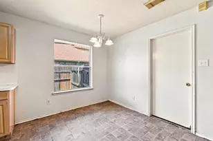 822 N Vista Dr, Houston, TX 77073 - Photo 18