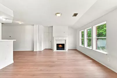 822 N Vista Drive, Houston, TX 77073 - Photo 14