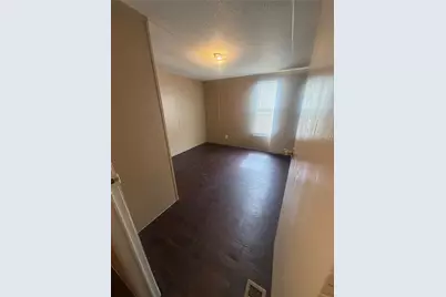 601 Clear Lake Road #D, Highlands, TX 77562 - Photo 12