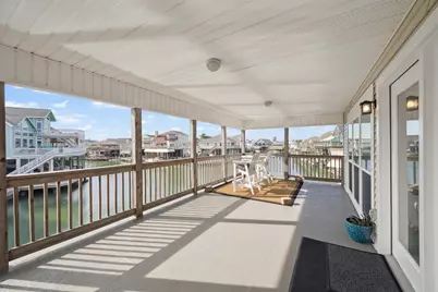 223 Easterly Drive, Tiki Island, TX 77554 - Photo 26
