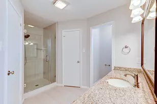 16339 Clearcrest Dr, Houston, TX 77059 - Photo 22