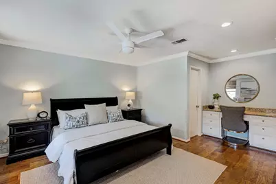 3815 Wakeforest Street, Houston, TX 77098 - Photo 14