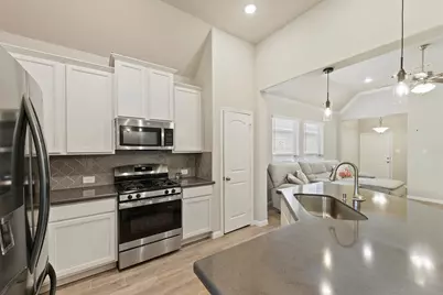 6318 Borage Street, Crosby, TX 77532 - Photo 12