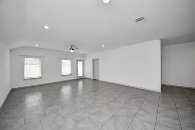29402 Hoelzen Hollow Drive, Katy, TX 77494 - Photo 10
