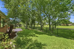 3918 E Peach Hollow Cir, Pearland, TX 77584 - Photo 22