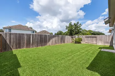 1902 Whispering River Drive, Missouri City, TX 77489 - Photo 6