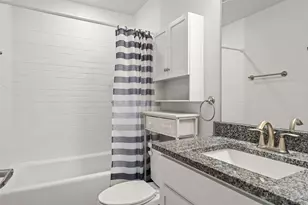 4322 Karam Lndg, Dickinson, TX 77539 - Photo 24