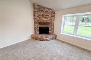 17110 Golf Club Dr, Crosby, TX 77532 - Photo 10