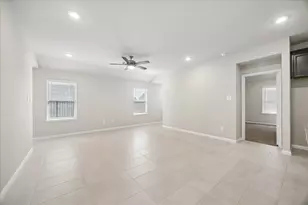 27007 Blue Pool Dr, Katy, TX 77493 - Photo 6