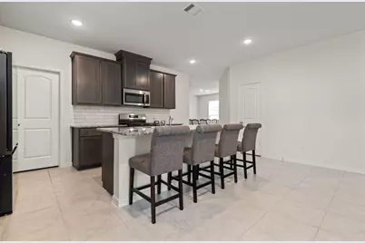 107 Violet Carson Court, Conroe, TX 77318 - Photo 4