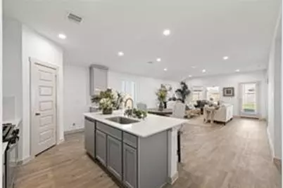 8027 Milam Lane, Rosharon, TX 77583 - Photo 8