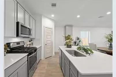 8027 Milam Lane, Rosharon, TX 77583 - Photo 12