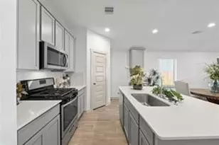 8027 Milam Ln, Rosharon, TX 77583 - Photo 12