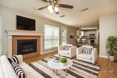 1039 Wentworth Drive, Pearland, TX 77584 - Photo 4
