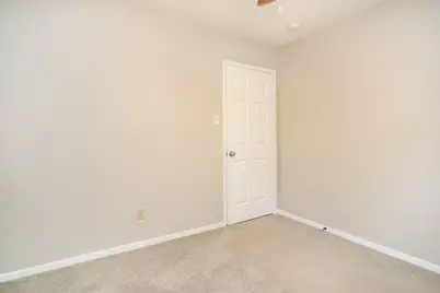 1039 Wentworth Drive, Pearland, TX 77584 - Photo 12