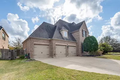 4307 Walston Ridge Court, Sugar Land, TX 77479 - Photo 2