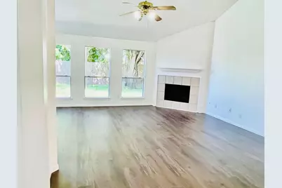 17002 Summer Hollow Drive, Sugar Land, TX 77498 - Photo 4