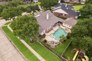 2829 Love Ct, Friendswood, TX 77546 - Photo 4