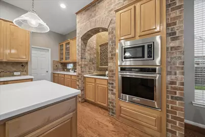 2829 Love Court, Friendswood, TX 77546 - Photo 16