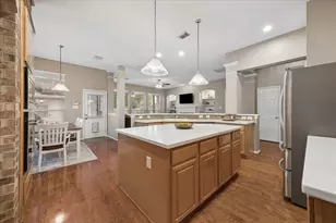 2829 Love Ct, Friendswood, TX 77546 - Photo 14