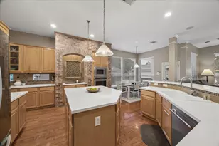 2829 Love Ct, Friendswood, TX 77546 - Photo 18