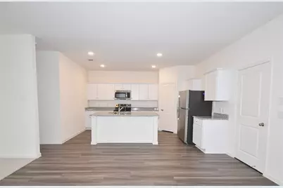 15291 Abella Drive, Conroe, TX 77316 - Photo 6