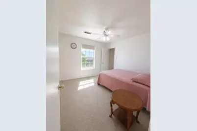 9422 Ledge Street, Houston, TX 77075 - Photo 10