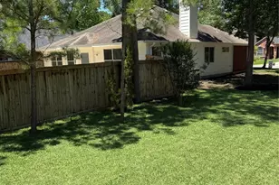 47 Hidden Meadow Dr, The Woodlands, TX 77382 - Photo 2