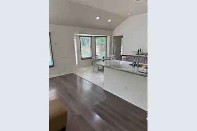 47 Hidden Meadow Drive, The Woodlands, TX 77382 - Photo 18