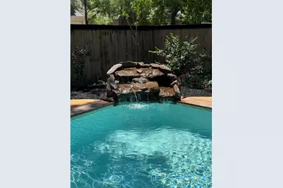 47 Hidden Meadow Drive, The Woodlands, TX 77382 - Photo 8