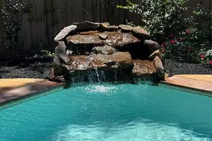 47 Hidden Meadow Dr, The Woodlands, TX 77382 - Photo 8