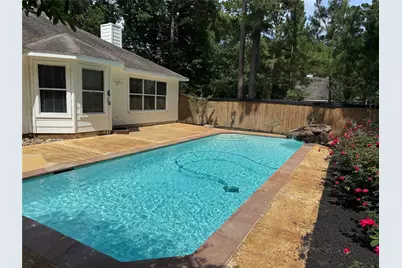 47 Hidden Meadow Drive, The Woodlands, TX 77382 - Photo 6