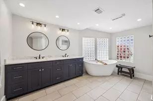 1307 Marshall St, Houston, TX 77006 - Photo 14