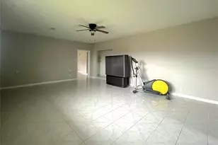 13522 Hollypark Dr, Houston, TX 77015 - Photo 8