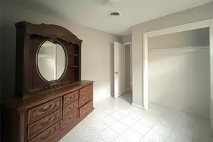 13522 Hollypark Dr, Houston, TX 77015 - Photo 14