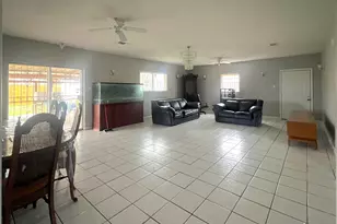 13522 Hollypark Dr, Houston, TX 77015 - Photo 6