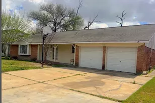 13522 Hollypark Dr, Houston, TX 77015 - Photo 1