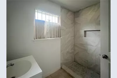 13522 Hollypark Drive, Houston, TX 77015 - Photo 12