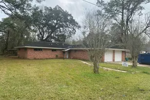 1102 Avenue C, Sweeny, TX 77480 - Photo 1