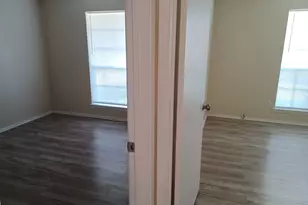 9903 Kent Towne Ln, Sugar Land, TX 77498 - Photo 2