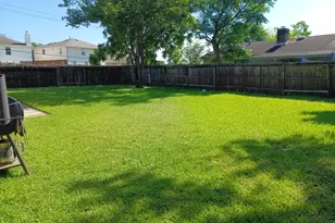 9903 Kent Towne Ln, Sugar Land, TX 77498 - Photo 6