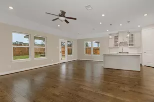 2375 Woodland Prairie Ln, Conroe, TX 77384 - Photo 8