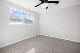 1920 Crooked Creek Ln, Pearland, TX 77581 - Photo 18