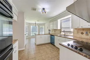 3327 Timber View Dr, Sugar Land, TX 77479 - Photo 10