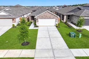 16977 Juniper Blossom Bnd, Conroe, TX 77302 - Photo 2