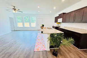 11206 Beverley Pk St, Sugar Land, TX 77498 - Photo 6